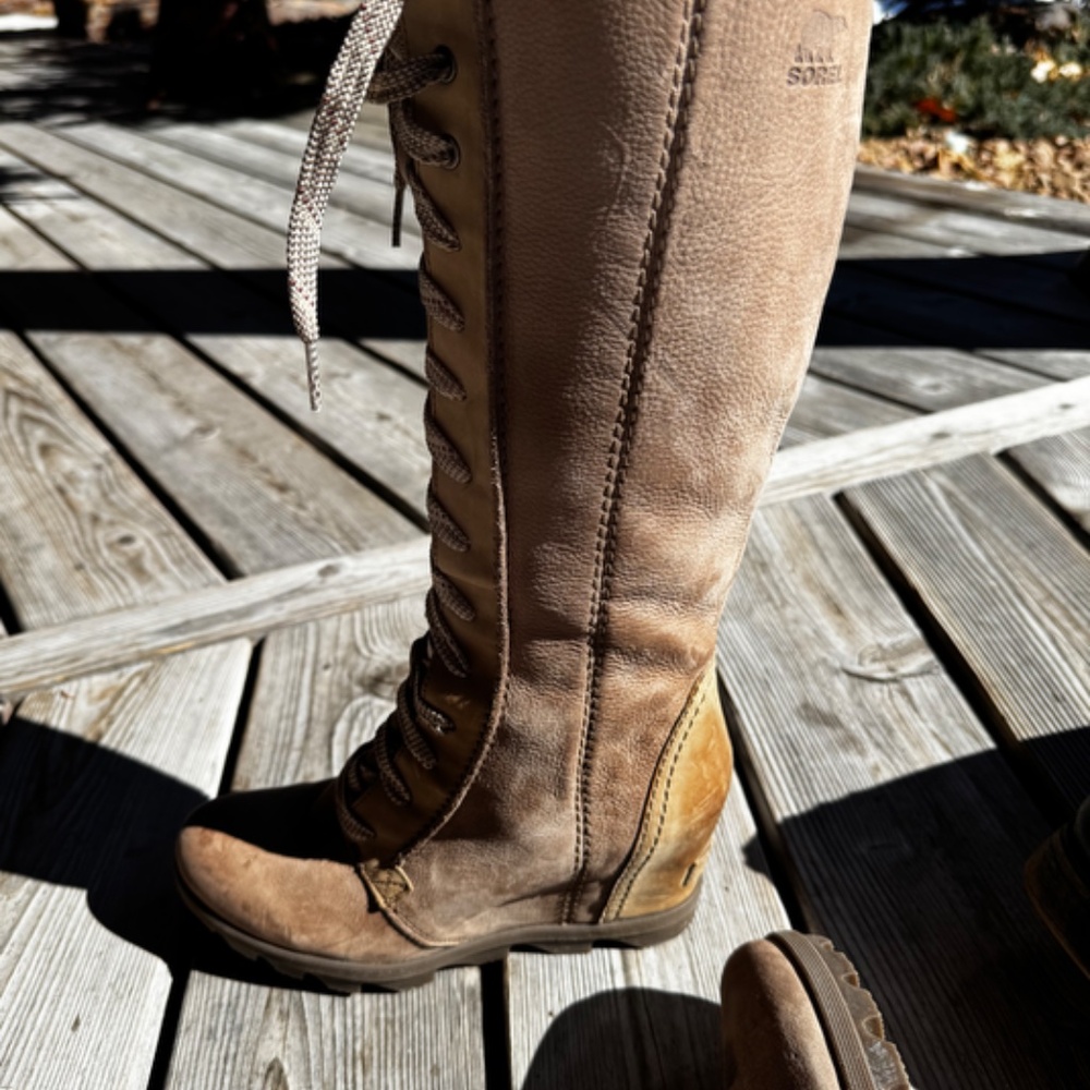 SOREL Joan of Arctic Wedge II Boots Tall Women's Beige Lace Up Size 8.5 - Picture 3 of 14
